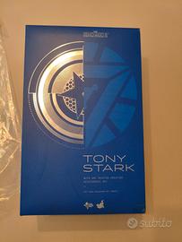 Hot Toys MMS273 Tony Stark Arc Reactor Iron Man 2