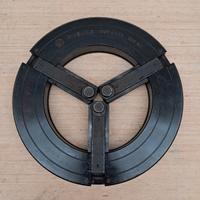 Dispositivo per tornitura morsetti teneri 