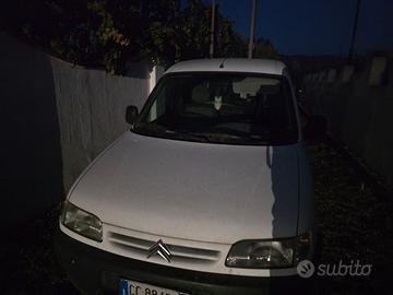 Furgone berlingo