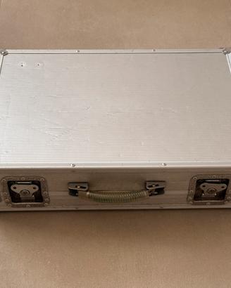 Flightcase effetti chitarra 600x400 mm rockcase