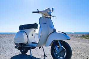 Vespa P125X senza frecce