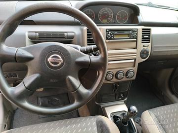 Nissan x-trail t30 4x4