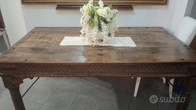mobili in legno intarsiato 