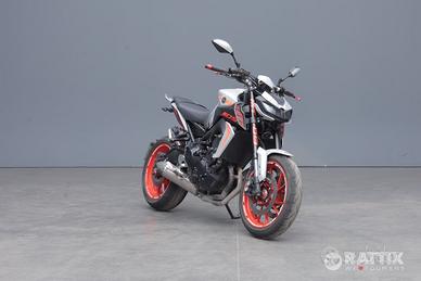 YAMAHA MT-09 850