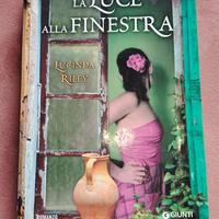 la luce alla finestra Lucida Riley 