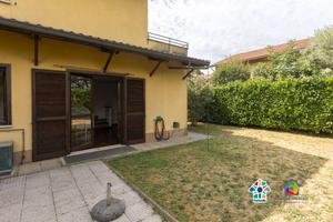 Villetta a schiera di 144 m² con 3 locali e box au