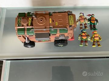 Camion tartarughe ninja + set completo tartarughe - Tutto per i bambini In  vendita a Ancona
