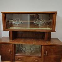 credenza vintage