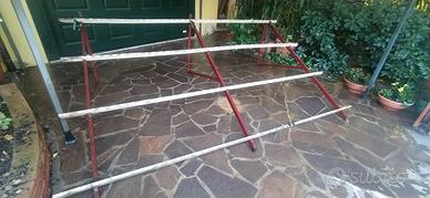 Struttura in metallo e legno per tettoia.