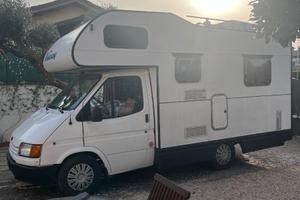 Ford Safariways 2.5 D 60.000km