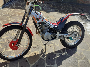 Moto Trial Honda Repsol Montesa cota4Rt