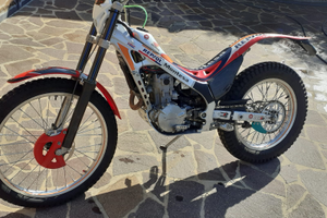 Moto Trial Honda Repsol Montesa cota4Rt