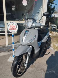 COME NUOVO PIAGGIO BEVERLY 350 SPORT TOUTER