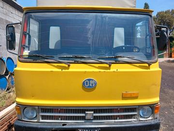 Om Altro FIAT 70-10