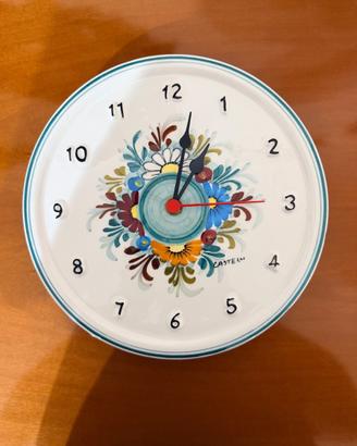 Orologio vintage in ceramica di Castelli dipinto a