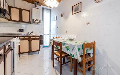 TRE LOCALI CUCINA ABITABILE, LIBERO SUBITO!