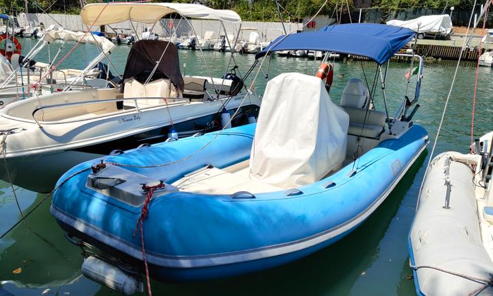 Gommone Swell 650 Johnson 140 4t tub nuovi permuta