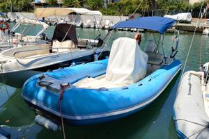 Gommone Swell 650 Johnson 140 4t tub nuovi permuta