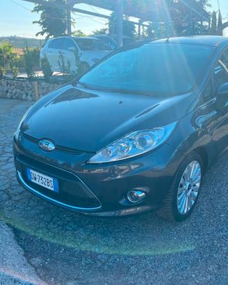 Ford Fiesta 1.6 TDCi 90CV 5 porte DPF Titanium (A4