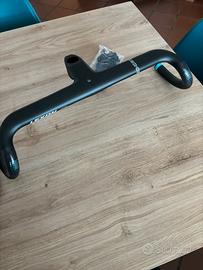 Manubrio gravel in carbonio bici gravel