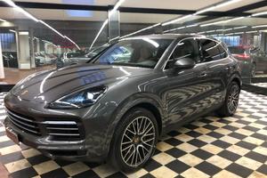 PORSCHE Cayenne 3.0 V6