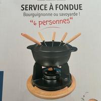 Servizio di fonduta completo di piatti