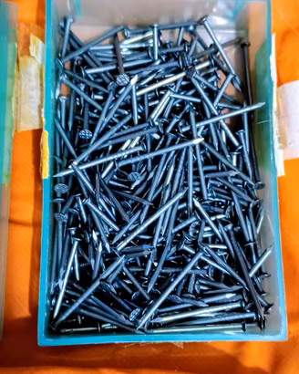 Chiodi testa piana ferro lucido 1,5 x 25 mm