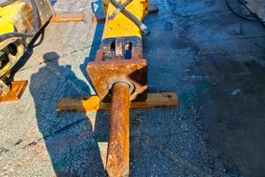 generatore corrente e martellone 