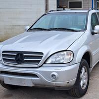 Ricambi Mercedes ML 270 cdi W163 (NO PARAURTI)