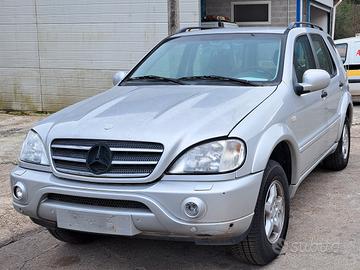 Ricambi Mercedes ML 270 cdi W163 (NO PARAURTI)