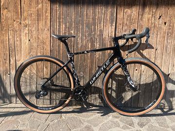 Whistle Kiowa GRX820 gravel