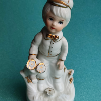 Statuetta di porcellana da collezione