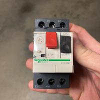 Materiale elettrico