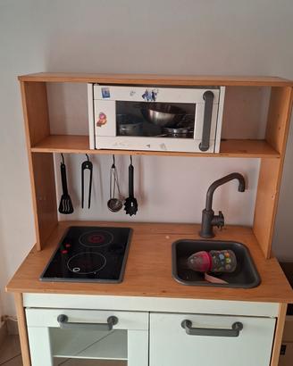 cucina ikea completa di pentoline