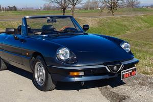 Alfa Romeo Spider 1.6