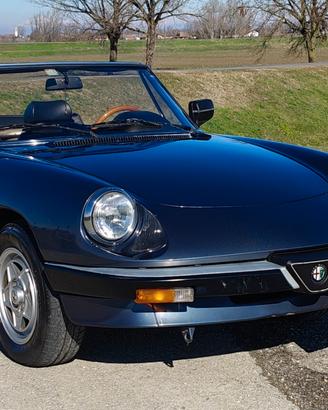 Alfa Romeo Spider 1.6