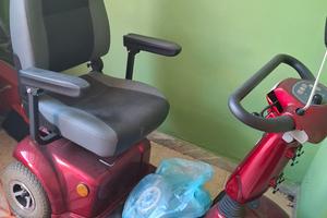 Scooter elettrico per anziani