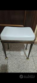 Sgabello in plactica anni 50
