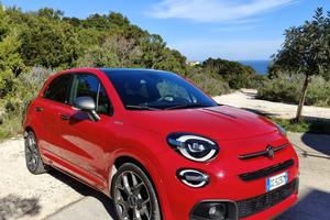 500 x Sport, benzina