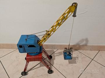 Sommavilla gru escavatore metallo