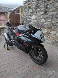 Suzuki GSXR 1000 K5 solo pista
