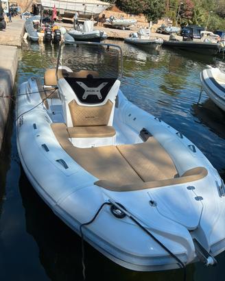 Gommone SALPA 18 nuovo + SELVA DORADO 40 XSR 2026