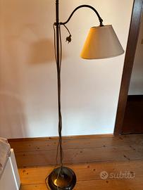Lampada da terra vintage a piantana