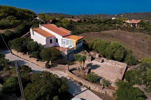 Villa indipendente in posizione panoramica