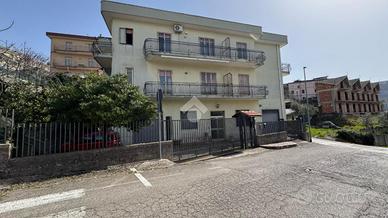 3 LOCALI A CASTIGLIONE DEL GENOVESI