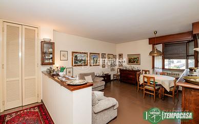 GRAZIOSO QUATTRO LOCALI CON BOX E CANTINA