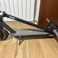 Monopattino Ninebot g30,