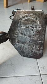 Ferro vintage per ostie chiesa