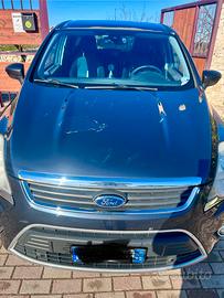 Ford Kuga 4x4 Titanium