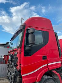 Cabina iveco stralis 500 cambio manuale euro 5